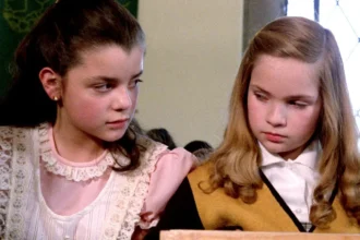 Elsa María Gutiérrez e Ana Patricia Rojo em cena de "Veneno para as Fadas"- Divulgação Filmicca