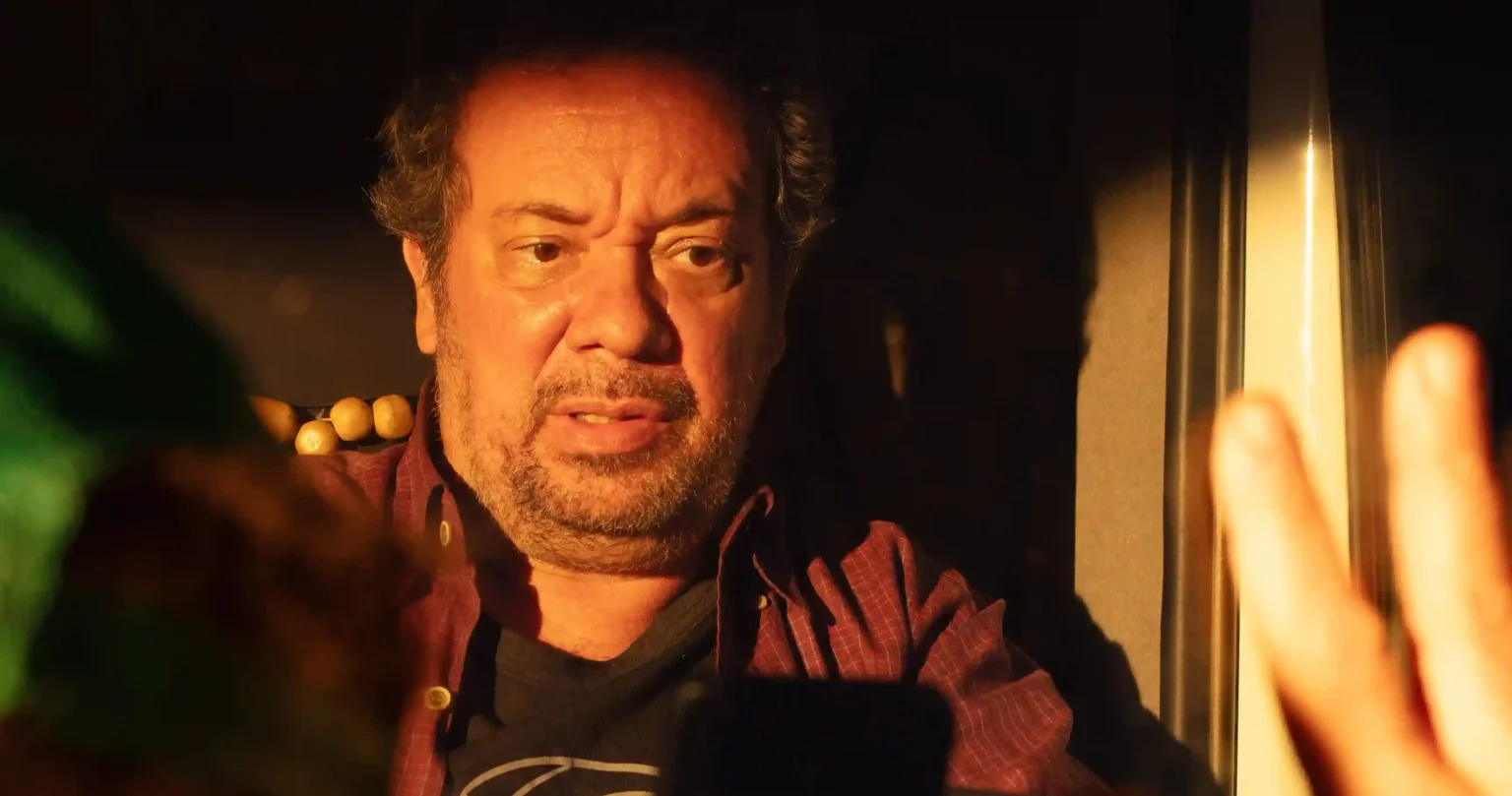 Márcio Vito em cena de "Eu não te Ouço"- Divulgação Amaia