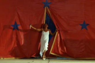 India Morena em cena de Mambembe- Divulgação Roseira Filmes