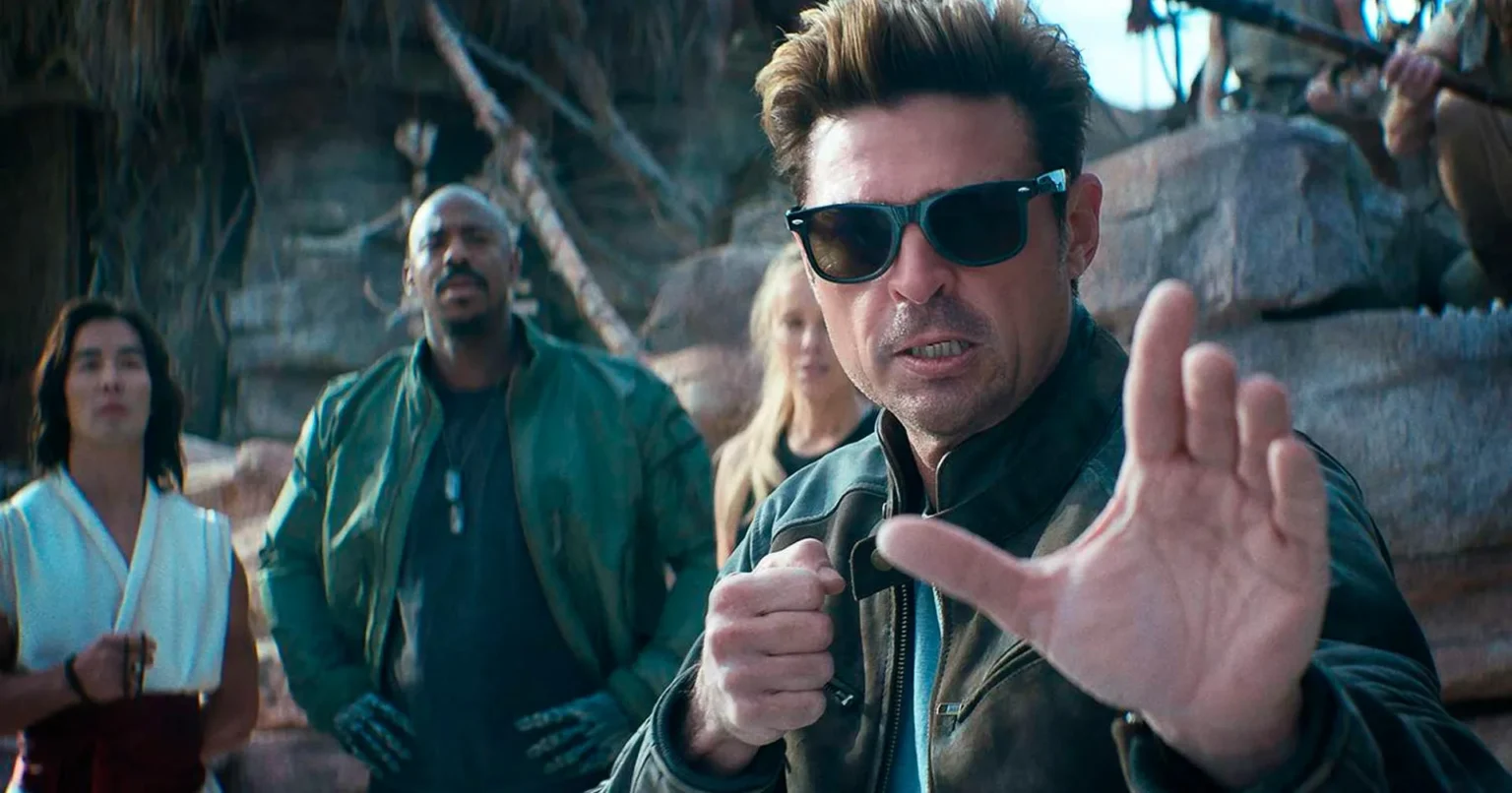 Karl Urban, Lewis Tan, Jessica McNamee e Mehcad Brooks em cena de "Mortal Kombat 2"- Divulgação Warner Bros