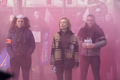 Isabelle Huppert em cena de "As Pessoas ao Lado"- Divulgação Imovision