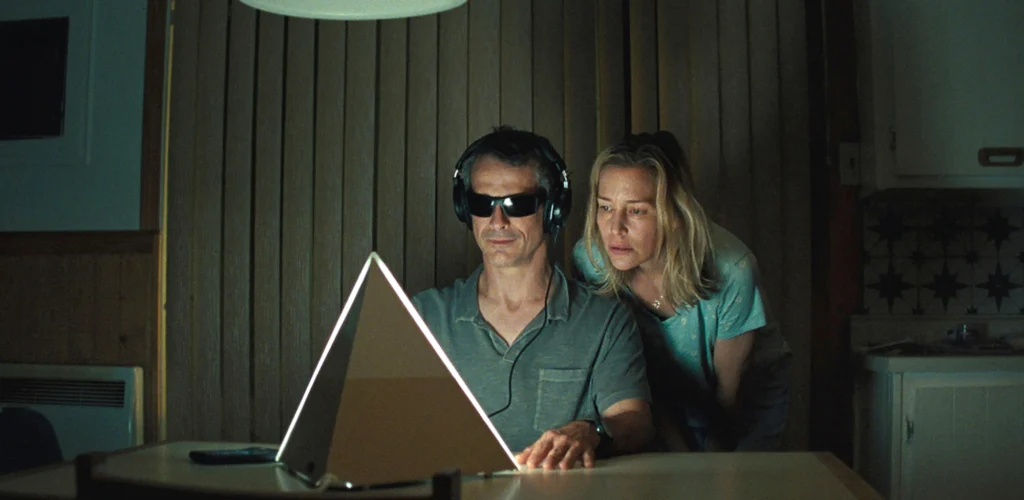 Piper Perabo e Patrick Hivon em cena de "Amor Apocalipse"- Divulgação Synpase Distribution
