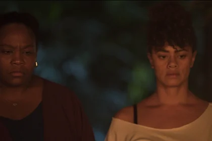 Mawusi Tulani e Ana Flavia Cavalcanti em cena de "Criadas"- Divulgação Vitrine Filmes