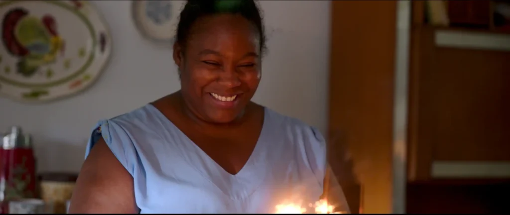 Mawusi Tulani em cena de "Criadas"- Divulgação Vitrine Filmes