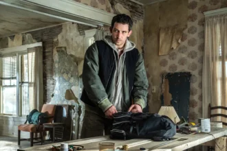 Josh O' Connor em cena de "Dia D"- Divulgação Universal Pictures