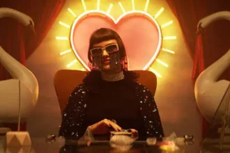 Giovanna Grigio em cena de "Trago Seu Amor"- Divulgação H2O Films