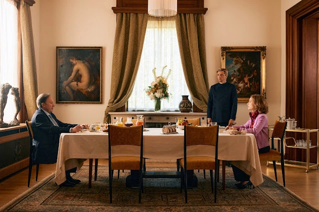 Isabelle Huppert em cena de "A Mulher Mais Rica do Mundo"- Divulgação Filmelier