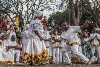 FESTA EM DOBRO: 5º Encontro de Jongos do Vale do Café celebra os 70 anos da Mestra Fatinha e o Dia Estadual do Jongo