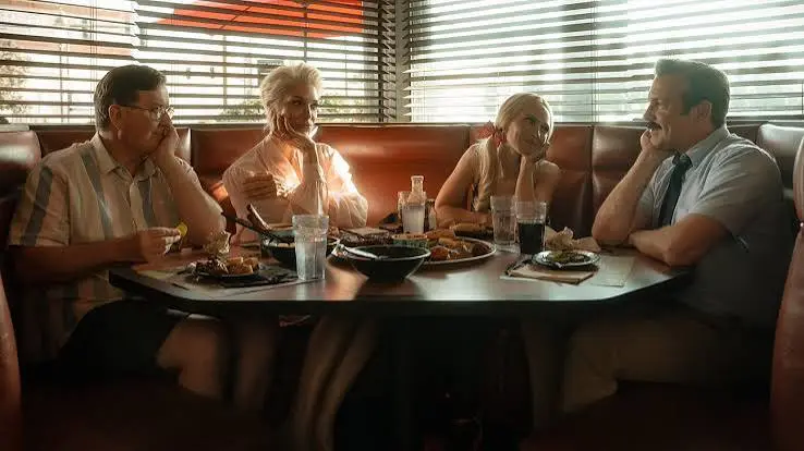 Jason Sudeikis, Juno Temple, Jeremy Swift e Hannah Waddingham em cena de "Ted Lasso"- Divulgação Apple+