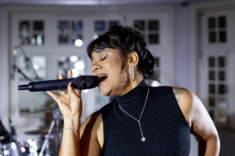 “Elas Cantam Soul”: Tamara Salles homenageia grandes vozes femininas em show acústico