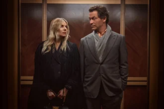 War, War HBO Max, War série, série War, HBO Max, Dominic West, Sienna Miller, Archie Renaux, George Kay, Lupin, Hijack, séries HBO Max, drama jurídico, série jurídica, séries 2026, novas séries HBO Max, War estreia, War trailer, War elenco, séries de drama, séries de advocacia