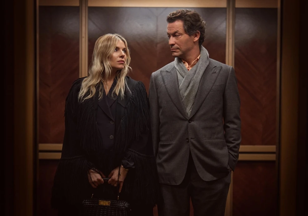 War, War HBO Max, War série, série War, HBO Max, Dominic West, Sienna Miller, Archie Renaux, George Kay, Lupin, Hijack, séries HBO Max, drama jurídico, série jurídica, séries 2026, novas séries HBO Max, War estreia, War trailer, War elenco, séries de drama, séries de advocacia