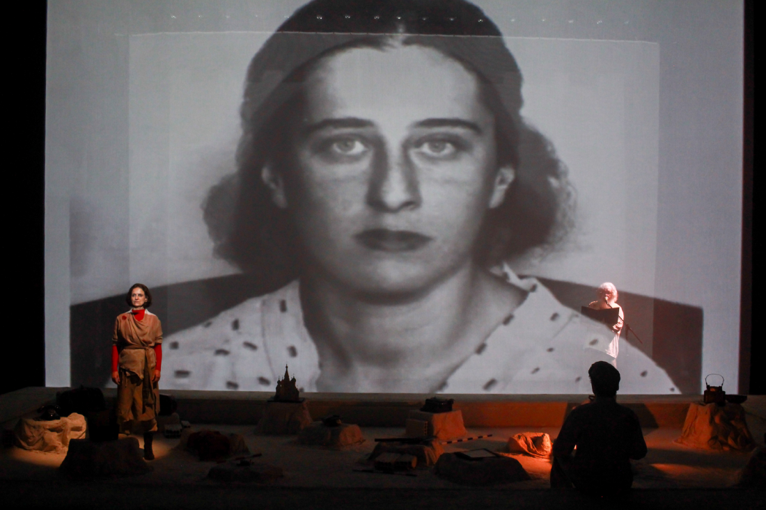 Memória, resistência e história viva: espetáculo “Olga” encerra temporada no Armazém da Utopia com aula aberta de Anita Prestes