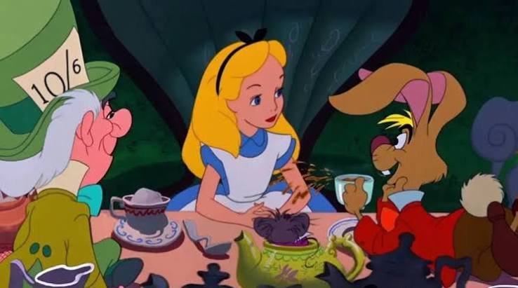 Cena de "Alice no País das Maravilhas"- Filme Presente no SP Food Film Fest