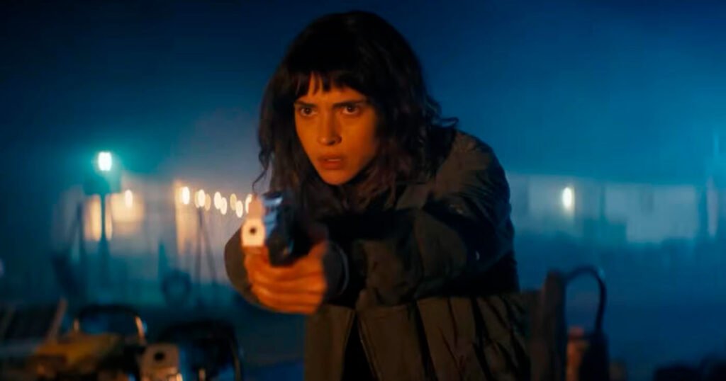Adria Arjona em cena de "Protocolo de Extermínio"- Divulgação Diamond Filmes Br