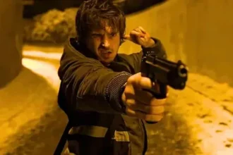Austin Abrams em cena de "Resident Evil"- Divulgação Sony Pictures
