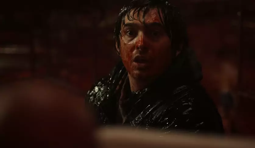 Austin Abrams em cena de "Resident Evil"- Divulgação Sony Pictures