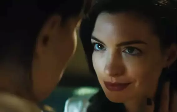 Anne Hathaway em cena de "Verity"- Divulgação Sony Pictures Br