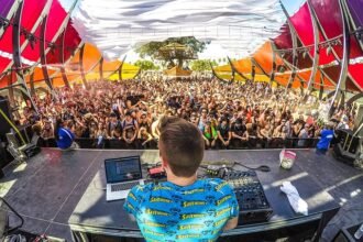 festa dj musica eletronica Marca que marcou os anos 2000, Summer Eletrohits volta aos palcos